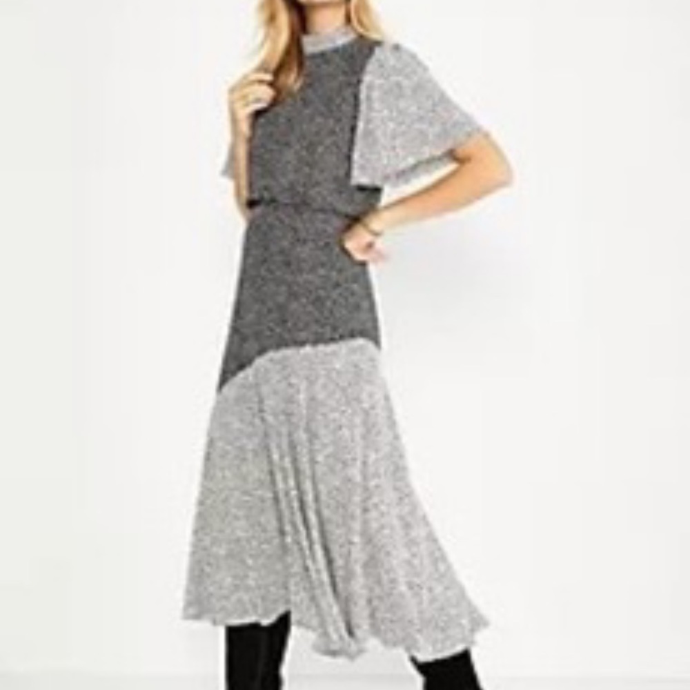Ann Taylor flounce sleeve heart print dress